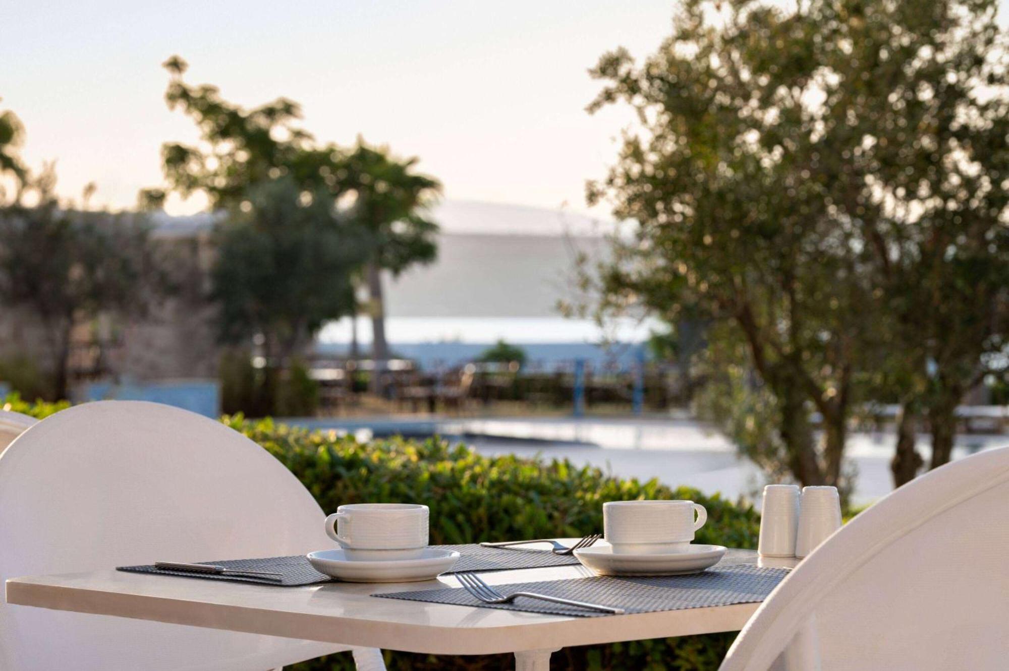Dolce By Wyndham Cesme Alaçatı Exterior foto